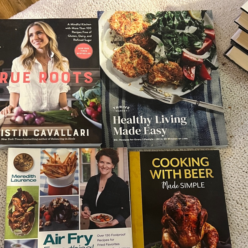 Thrive Healthy Living Made Easy Cookbook - Blue and White